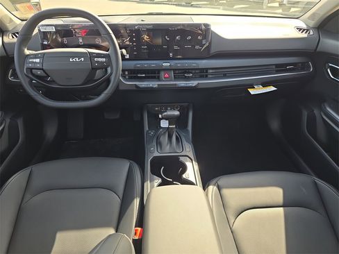 New 2026 Kia K4 EX image 12