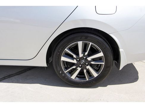 Certified 2025 Nissan Versa SV w/ Trunk Package FWD image 29