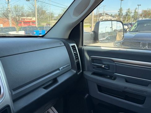 Used 2016 RAM 1500 Big Horn image 23