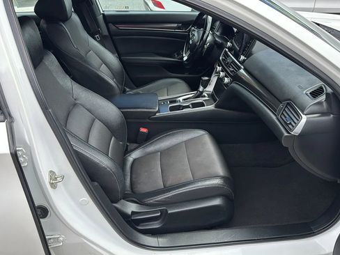 Used 2020 Honda Accord Sport image 14