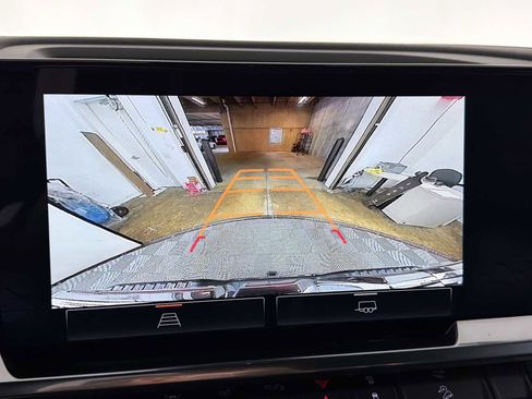 New 2026 GMC Sierra 1500 SLT w/ X31 Off-Road Package AWD/4WD image 28