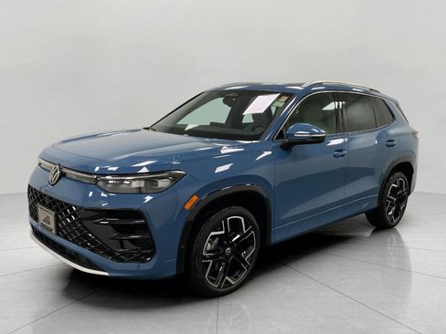 New 2026 Volkswagen Tiguan SEL R-Line image 9