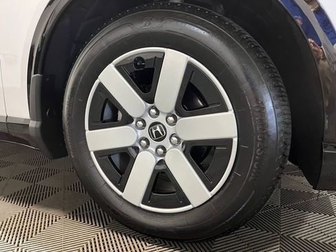 Used 2024 Honda Prologue Touring image 3