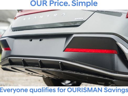 New 2025 Hyundai Elantra Limited image 8