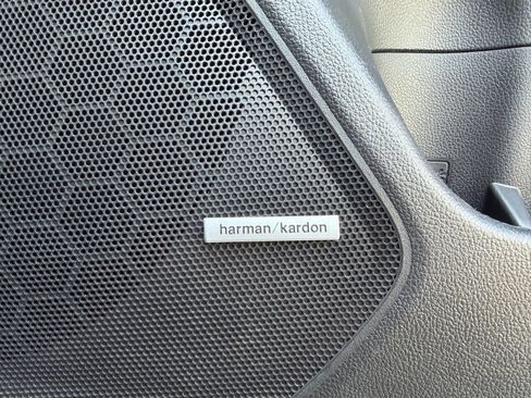 Used 2016 Subaru Outback 2.5i Limited w/ Protection Package #2 AWD/4WD image 13