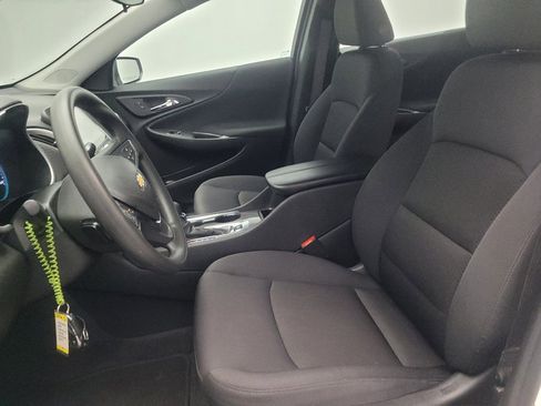 Used 2025 Chevrolet Malibu LT FWD image 17