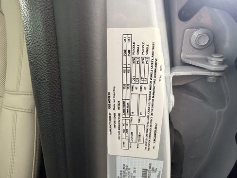 Used 2025 Lincoln Corsair Reserve image 27