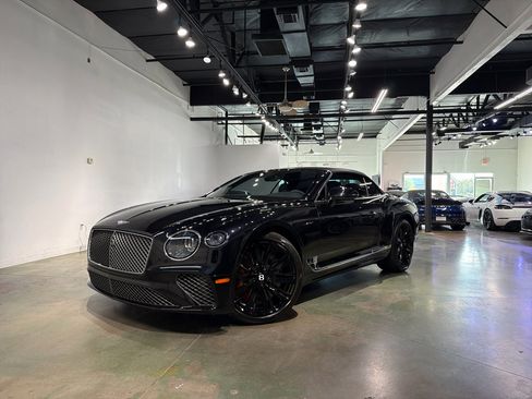 Used 2023 Bentley Continental GT Speed image 2