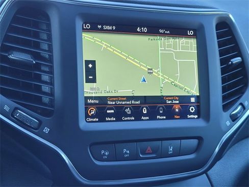 Certified 2023 Jeep Cherokee Altitude Lux image 9