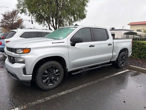 Used 2022 Chevrolet Silverado 1500 Custom w/ Safety Confidence Package image 10