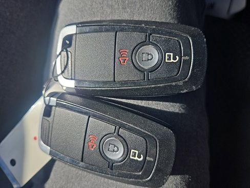 Used 2023 Ford Ranger Lariat w/ Tremor Off-Road Package image 54