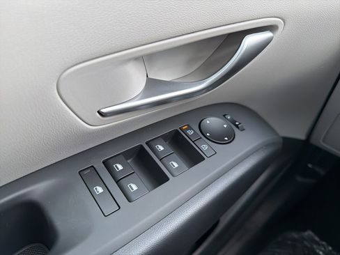 New 2026 Hyundai Tucson SE image 29