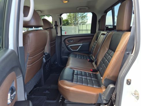 Used 2018 Nissan Titan Platinum Reserve w/ Platinum Utility Package AWD/4WD image 29