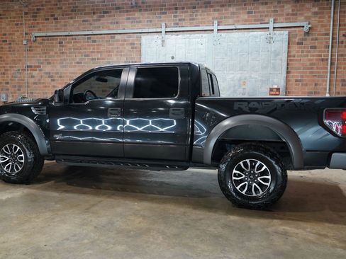 Used 2013 Ford F150 Raptor w/ Luxury Equipment Group image 12