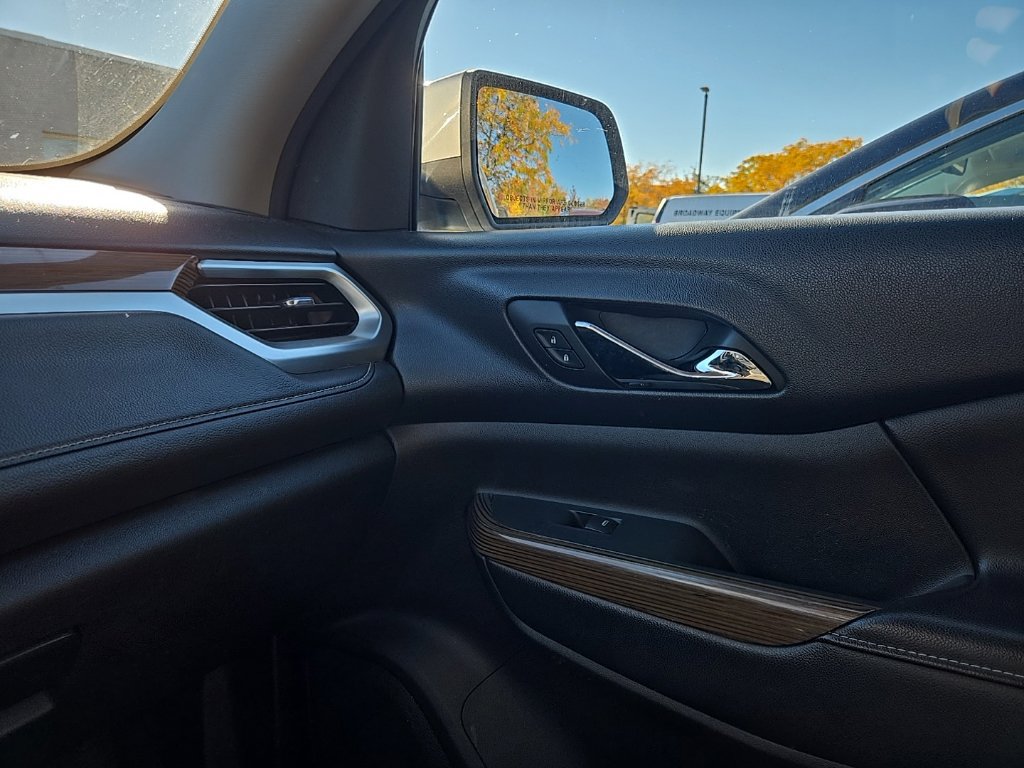 Used 2018 GMC Acadia SLE w/ LPO, Floor Liner Package AWD/4WD image 26