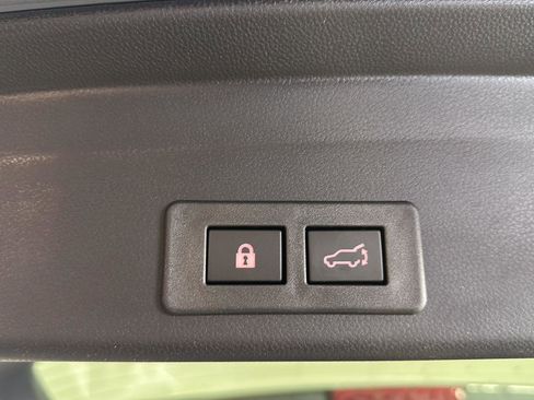 Used 2025 Subaru Ascent Onyx Edition AWD/4WD image 23