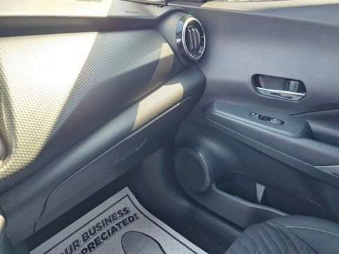 Used 2022 Nissan Kicks SV image 37