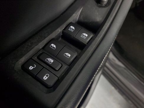 Used 2022 Jeep Grand Cherokee L Limited image 14