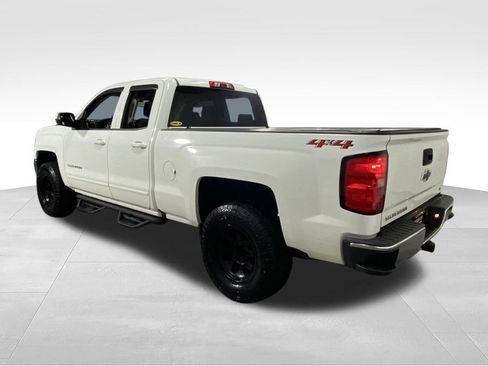 Used 2018 Chevrolet Silverado 1500 LT w/ All Star Edition AWD/4WD image 8