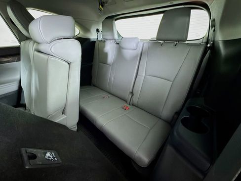 Certified 2022 Toyota Highlander Limited image 30