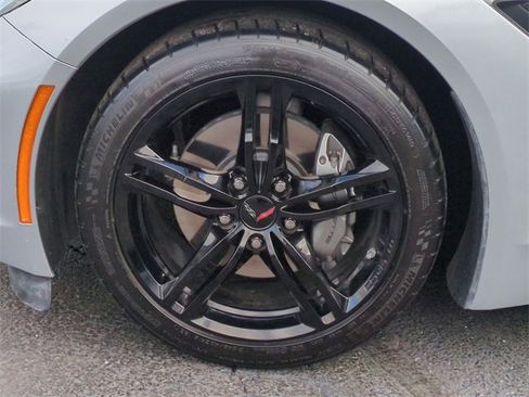 Certified 2017 Chevrolet Corvette Stingray Coupe w/ 3LT Preferred Equipment Group image 31