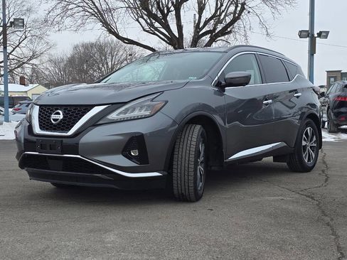Used 2019 Nissan Murano SV w/ Premium Package image 2