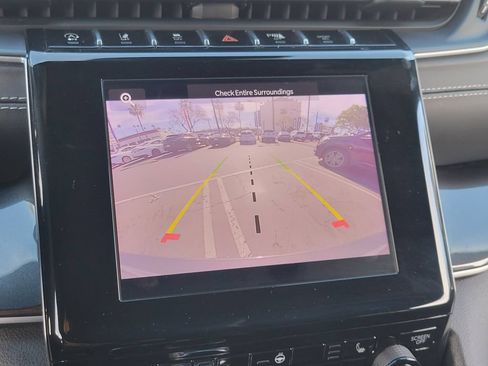 Used 2022 Jeep Grand Cherokee Altitude RWD image 10