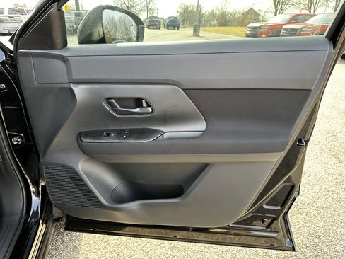 New 2026 Nissan Kicks S image 14