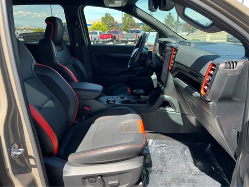 Used 2025 Ford Ranger Raptor AWD/4WD image 17