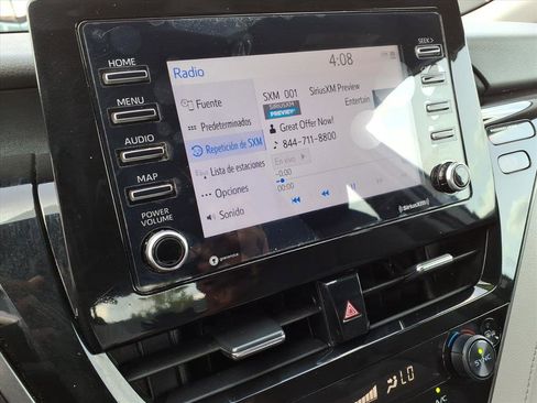 Used 2022 Toyota Camry LE image 9