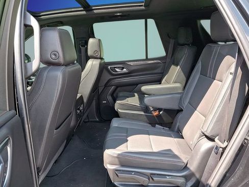 Used 2022 Chevrolet Tahoe RST w/ Luxury Package RWD image 7