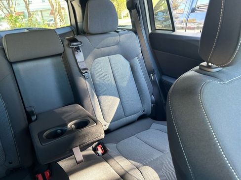 New 2026 Jeep Cherokee Laredo image 15