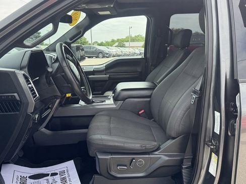 Used 2016 Ford F150 XLT w/ Equipment Group 302A Luxury AWD/4WD image 15