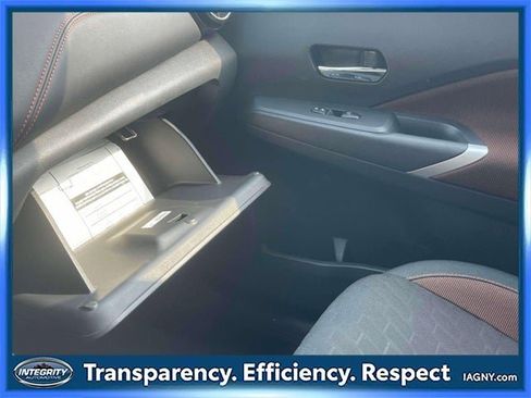 Used 2024 Nissan Kicks SR image 30