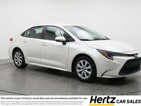 Used 2025 Toyota Corolla LE FWD image 1