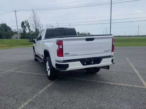 Used 2022 Chevrolet Silverado 2500 High Country AWD/4WD image 7