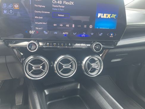 Used 2024 Chevrolet Blazer EV LT AWD/4WD image 19