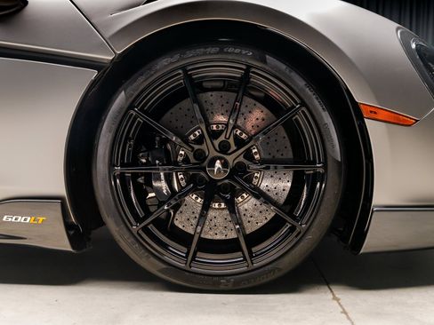 Used 2019 McLaren 600LT image 30