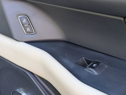 Used 2022 Ford Expedition Platinum image 41