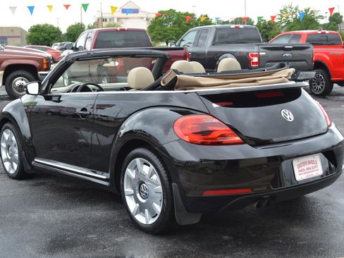 Used 2015 Volkswagen Beetle 1.8T FWD image 5