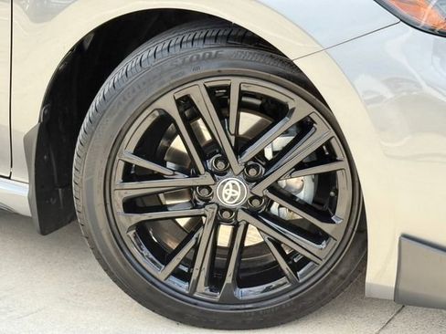 Used 2026 Toyota Camry SE w/ Convenience Package image 2