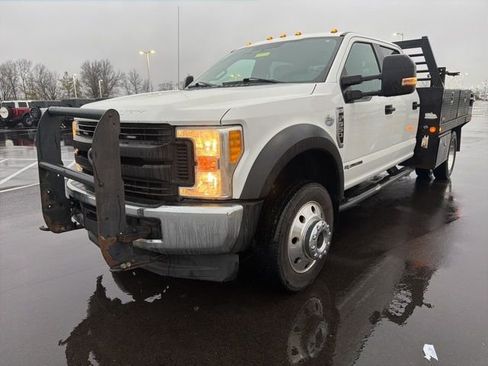 Used 2017 Ford F550 4x4 Crew Cab Super Duty image 2