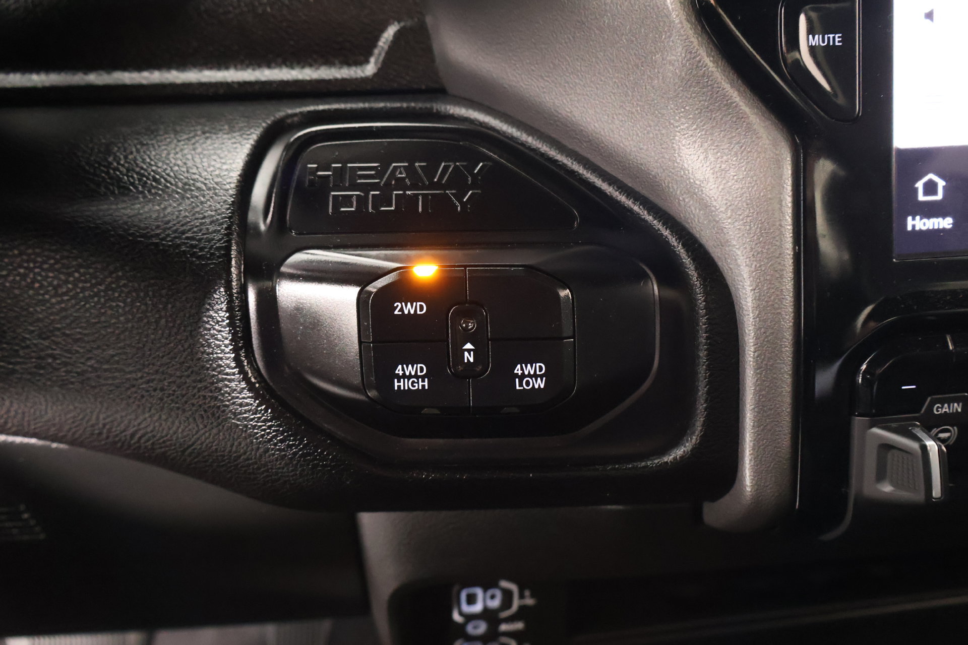 Used 2026 RAM 2500 Big Horn AWD/4WD image 8