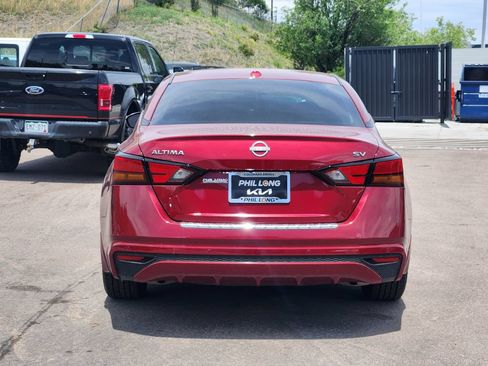 Used 2023 Nissan Altima 2.5 SV FWD image 6