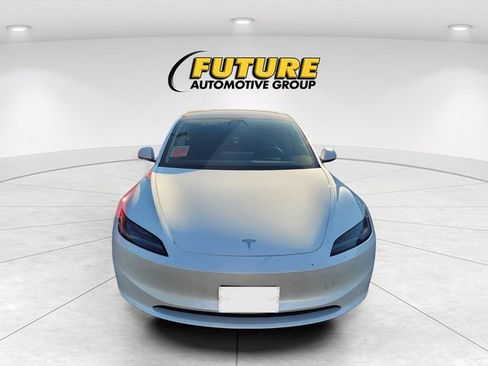 Used 2025 Tesla Model 3 Long Range RWD image 2