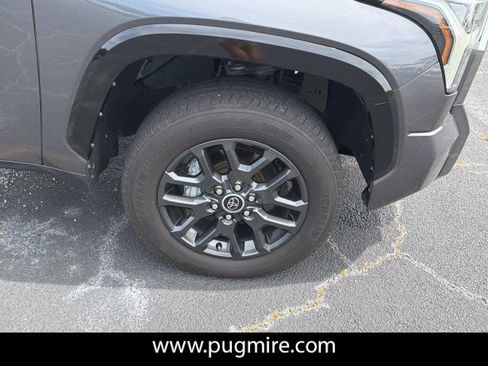Used 2023 Toyota Tundra Platinum AWD/4WD image 12