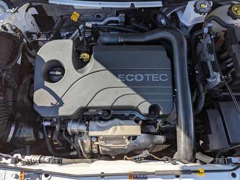 Used 2022 Chevrolet Equinox LS w/ LS Convenience Package image 20