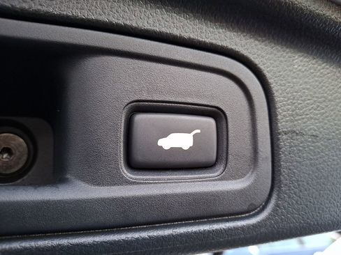 Used 2022 Honda Pilot Touring image 28