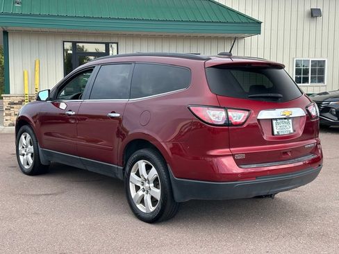 Used 2016 Chevrolet Traverse LT w/ True North Edition FWD image 5