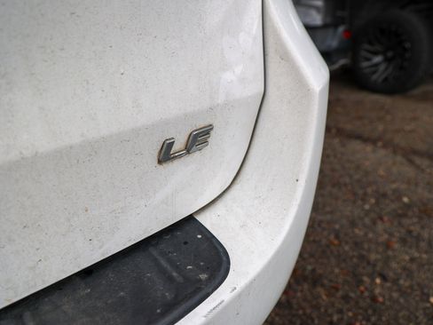 Used 2018 Toyota Sienna LE image 10